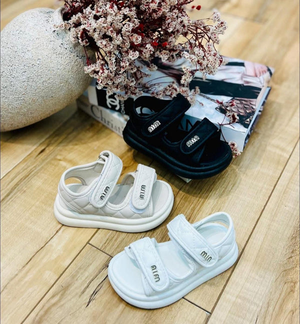 girls' sandals