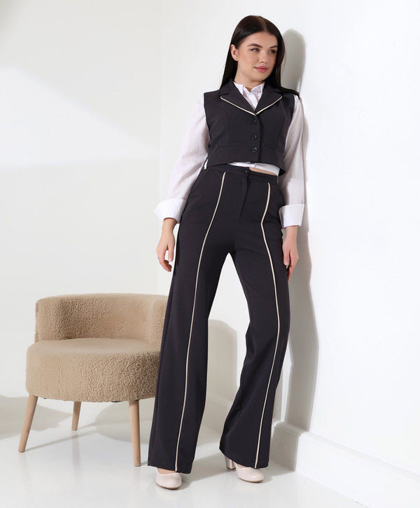 Two-piece set without shirt