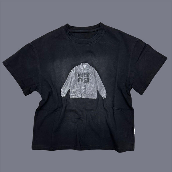 A confusing T-shirt