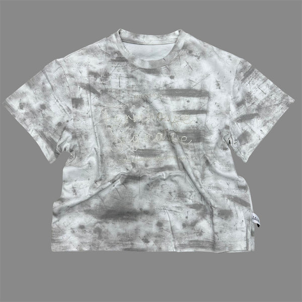 A confusing T-shirt