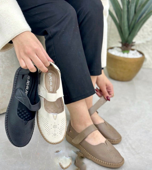 Medical leather slippers