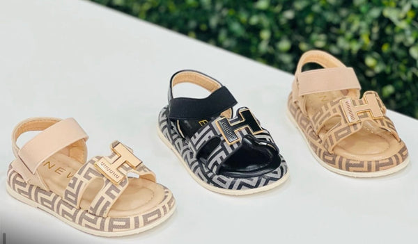 girls' sandal