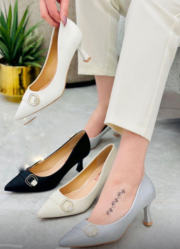 Formal heel shoes