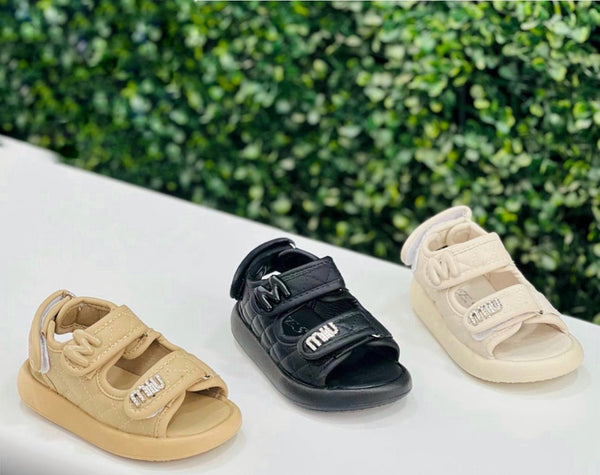 boyes' sandal