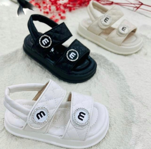 girls' sandal
