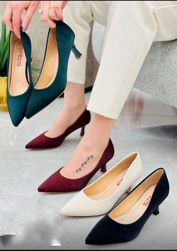 Mid-heel sandal